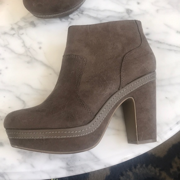 Madden Girl Brown Ankle Boots - Picture 2 of 5